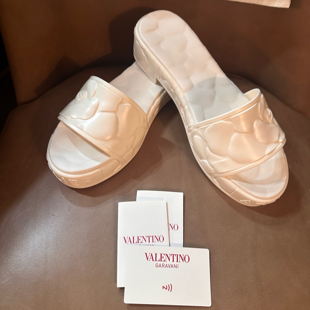 VALENTINO GARAVANI ATELIER SCULPTED PLATFORM POOLSIDE SLIDE MULES - Picture 5 of 7